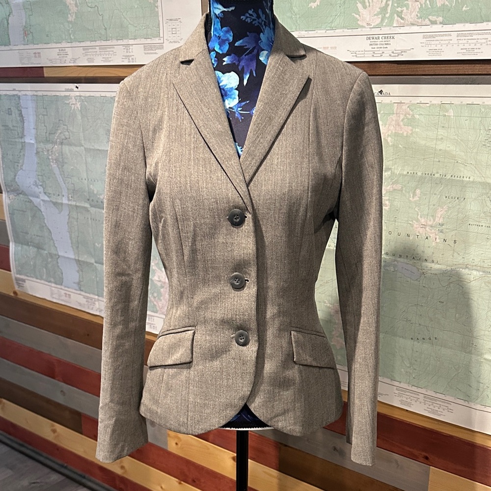 Women's Tailored Gray Blazer Jacket 🇨🇦